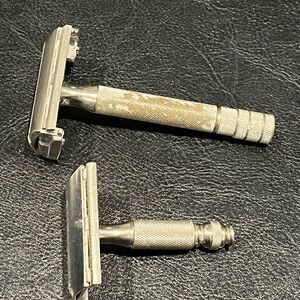 Vintage RARE Gillette Tech Silver Ball End J4 Safety travel Razor Safety razor